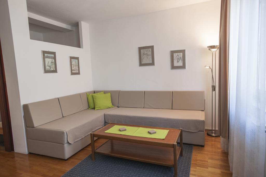 Apartment Fleger ザグレブ エクステリア 写真
