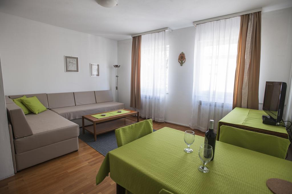 Apartment Fleger ザグレブ エクステリア 写真